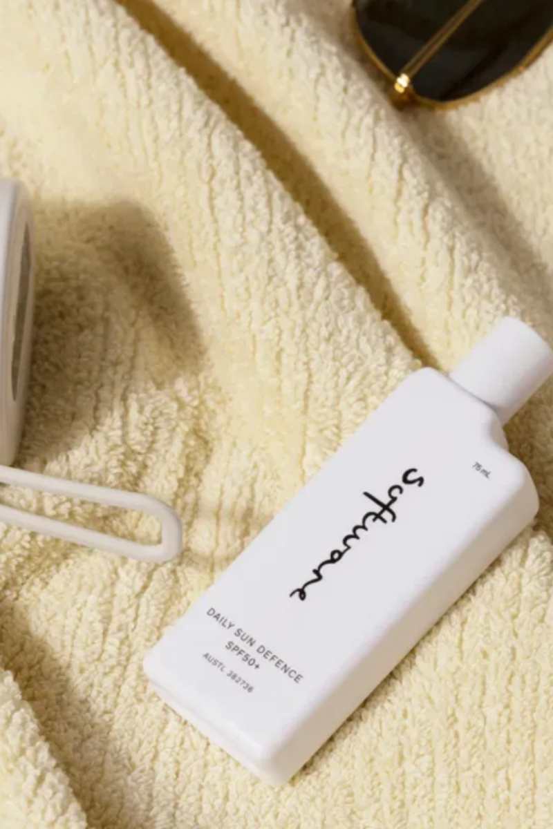 Makeup Artist Beauty - By Charlotte Ravet